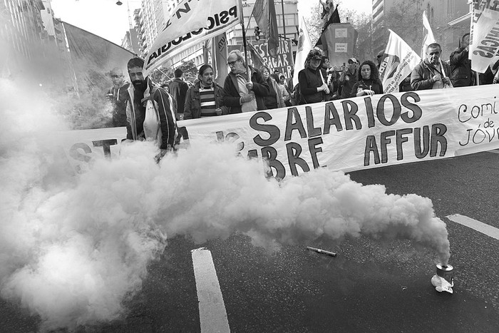 Movilización de trabajadores públicos. Foto: Santiago Mazzarovich (archivo, junio de 2015)