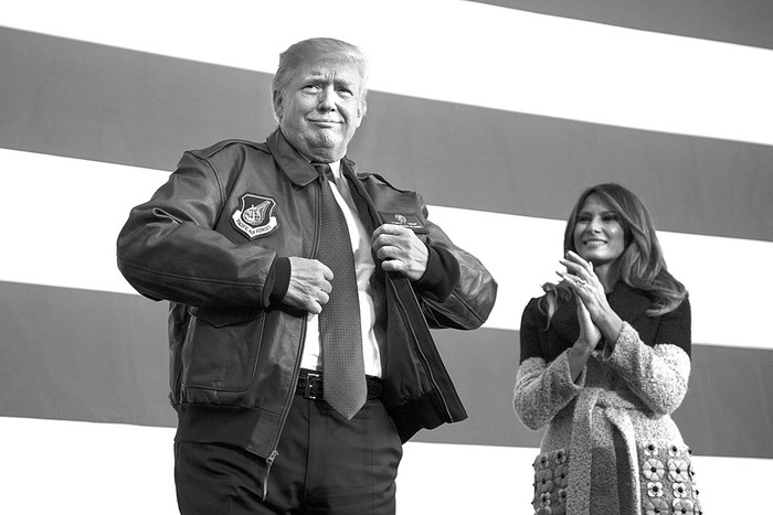 Donald Trump, ayer, en la base aérea estadounidense de Yokota, en Tokio. Foto: Jim Watson, AFP