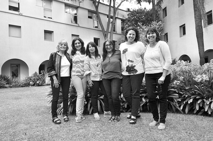 María Dibarboure, María Inés Rehermann, Silvana López Cabral, Gabriela Varela Belloso, Carolina Pereira Larronde y María Castells Gómez. Foto: Federico Gutiérrez