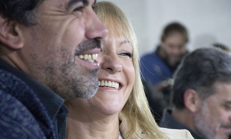 Oscar Andrade y Carolina Cosse, ayer, en la Huella de Seregni. · Foto: Alessandro Maradei Oscar Andrade y Carolina Cosse, ayer, en la Huella de Seregni. · Foto: Alessandro Maradei