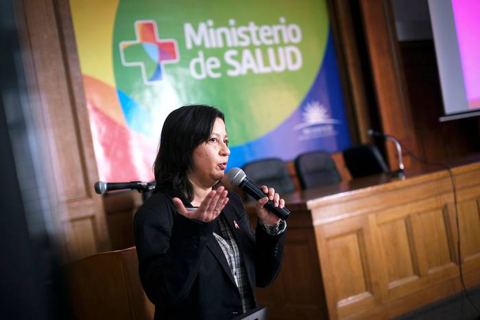 La doctora Susana Cabrera durante el acto por el Día Nacional del Vih SIDA, en el salón de actos del Ministerio de Salud Pública.  · Foto: Pablo Vignali / adhocFOTOS