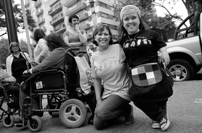 Marcha por accesibilidad, ayer, en 18 de Julio. Foto: Juan Manuel Ramos
