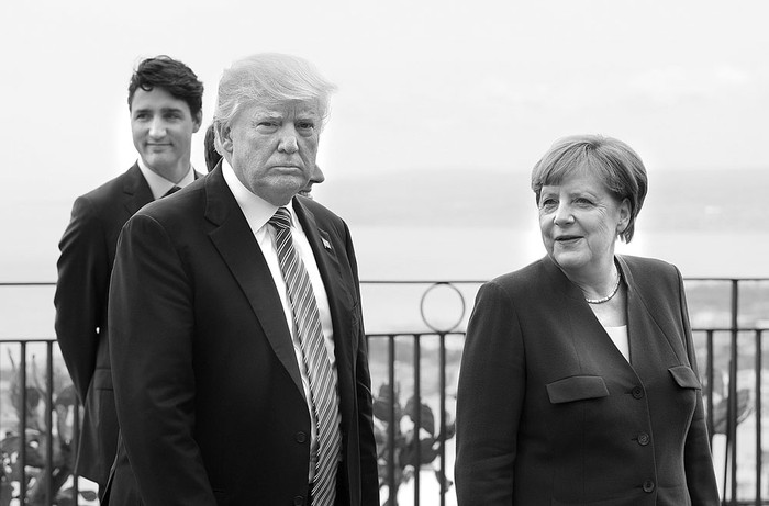Donald Trump, presidente de Estados Unidos, y la canciller alemana, Angela Merkel, durante la Cumbre de los Jefes de Estado y de Gobierno del G7, en Sicilia. Foto: Mandel Ngan, AFP