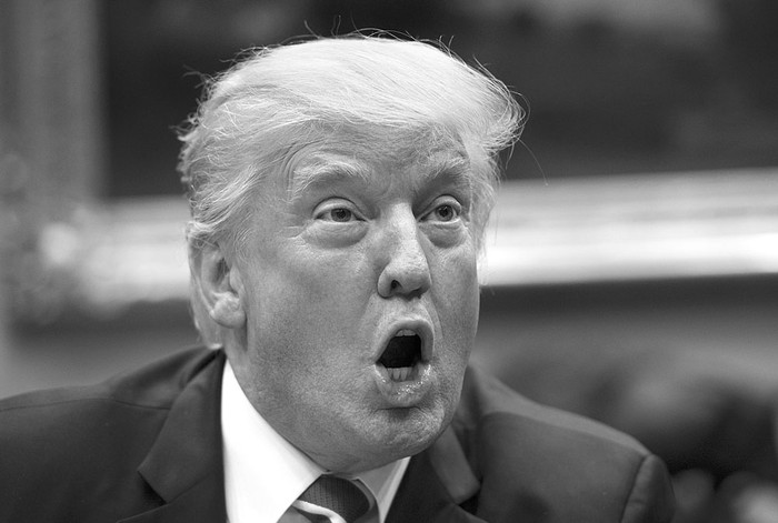 Donald Trump durante una reunión con los líderes del Congreso, ayer, en la Casa Blanca. Foto: Saul Loeb, AFP