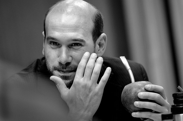 Martín Lema, ayer, en la Comisión Investigadora de la Administración de los Servicios de Salud del Estado. Foto: Pablo Vignali