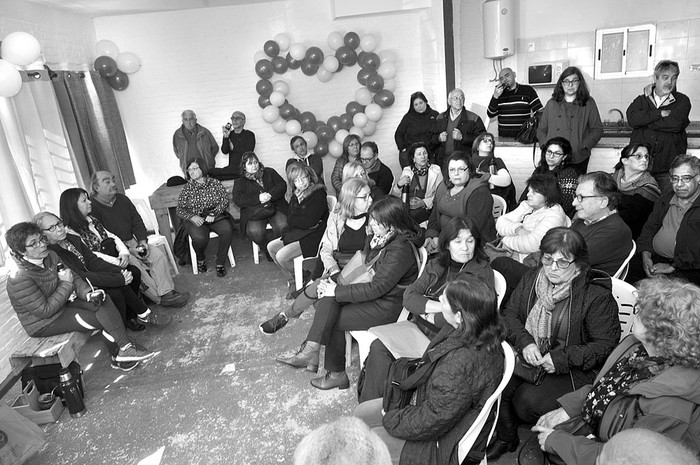 Reunión de deudores hipotecarios, en el Salón comunal del Complejo Atahualpa. Foto: Federico Gutiérrez (archivo, setiembre de 2017)