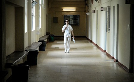Hospital de Ojos Saint Bois. · Foto: Javier Calvelo/ adhocFOTOS Hospital de Ojos Saint Bois. · Foto: Javier Calvelo/ adhocFOTOS