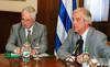 Jorge Basso y Tabaré Vázquez, durante el anuncio de la extensión del Instituto de Medicina Altamente Especializada (IMAE) en cardiología del Hospital de Clínicas al de Tacuarembó. · Foto: Susana Troude Lescout, Presidencia Jorge Basso y Tabaré Vázquez, durante el anuncio de la extensión del Instituto de Medicina Altamente Especializada (IMAE) en cardiología del Hospital de Clínicas al de Tacuarembó. · Foto: Susana Troude Lescout, Presidencia