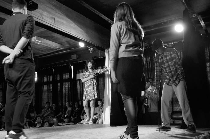 Obra de teatro a cargo de los alumnos del liceo 46, de Paso de la Arena. Foto: Alessandro Maradei