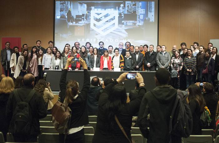 Lanzamiento de la coalición Verificado en la Facultad de Información y Comunicación.  · Foto: Juan Manuel Ramos