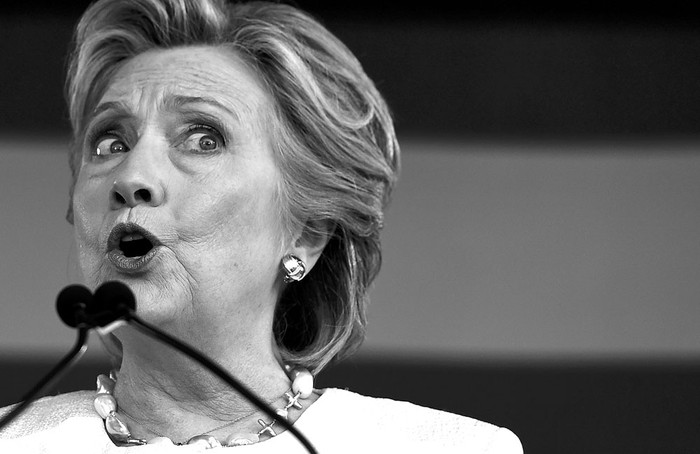 Hillary Clinton habla durante un acto de campaña, ayer, en el Colegio Estatal Pasco-Hernando, en Dade City, Florida. Foto: Jewel Samad, AFP