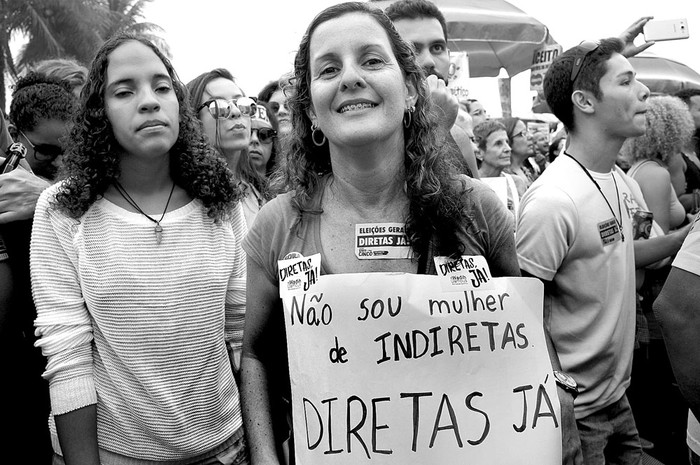 Manifestación pidiendo elecciones directas, ayer, en la playa de Copacabana, en Río de Janeiro. Foto: Tânia Rêgo, Agência Brasil