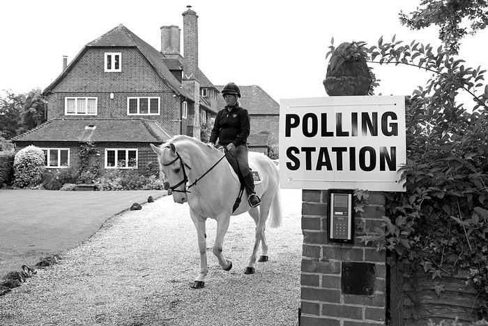 Residencia privada establecida como local de votación, ayer, cerca de Reading, al oeste de Londres. Foto: Adrian Dennis, AFP