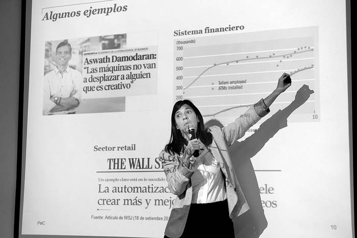 Matilde Morales, ayer, durante la conferencia “Cuarta revolución industrial: empresas en Uruguay asumiendo el riesgo de crear”. Foto: Andrés Cuenca