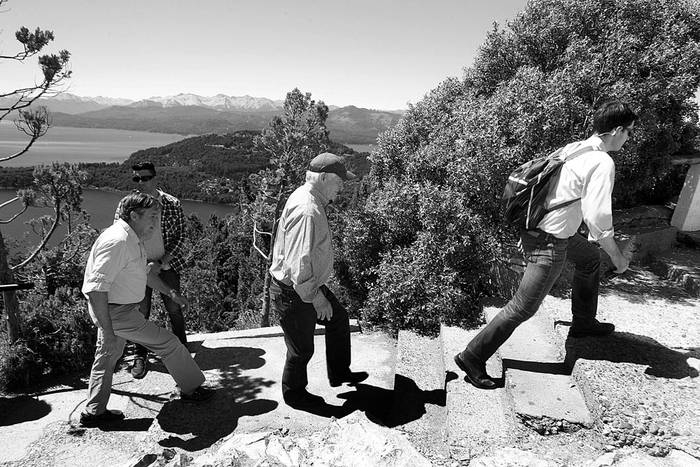 Rex Tillerson, secretario de Estado de Estados Unidos, el sábado, en la montaña Cerro Campanario de Bariloche, Argentina. Foto: Francisco Ramos Mejía, AFP