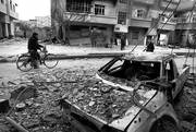 Calle Arbin, ayer, luego de los bombardeos en el enclave de los rebeldes de Guta Oriental, Siria. Foto: Abdulmonam Eassa, AFP