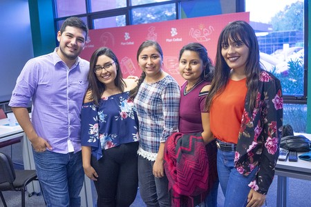 Estudiantes de magisterio mexicanos, que se encuentran en Uruguay en el marco de un intercambio. · Foto: Mariana Greif Estudiantes de magisterio mexicanos, que se encuentran en Uruguay en el marco de un intercambio. · Foto: Mariana Greif