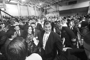 El presidente de Ecuador, Rafael Correa, durante un encuentro con la comunidad ecuatoriana residente en Murcia, en el Pabellón Cajigal de la ciudad, tras participar en la cumbre iberoaméricana en cadiz. / El presidente de Ecuador, Rafael Correa, durante un encuentro con la comunidad ecuatoriana residente en Murcia, en el Pabellón Cajigal de la ciudad, tras participar en la cumbre iberoaméricana en cadiz. /