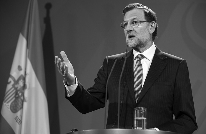 Mariano Rajoy durante una rueda de prensa junto a la canciller alemana, Angela Merkel, en la sede de la cancillería, en Berlín, Alemania, el lunes. · Foto:  Hannibal Hanschke, Efe