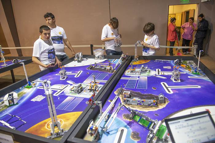 Olimpíada de robótica del Plan Ceibal, en el Latu (archivo, noviembre de 2018).
 · Foto: Andrés Cuenca
