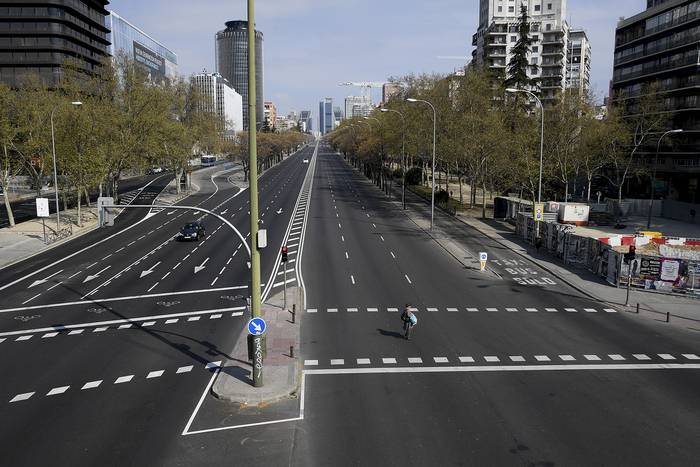 Avenida La Castellana, en Madrid.  · Foto: Óscar del Pozo, AFP