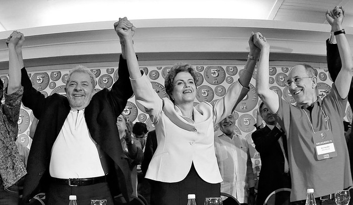 uiz Inácio Lula da Silva, ex presidente de Brasil, Dilma Rousseff, presidenta de Brasil, y Rui Falcão, presidente del Partido de los Trabajadores, ayer, en Salvador, estado de Bahía, Brasil. Foto: Ricardo Stuckert,Afp