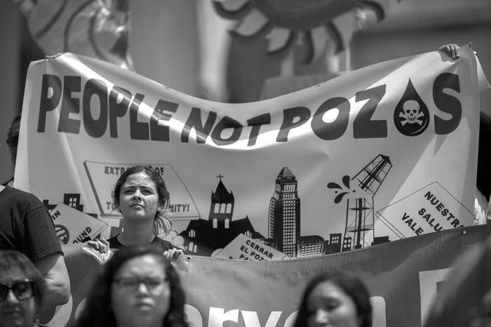 Protestas contra la extracción de petróleo, el 14 de mayo, en Los Ángeles, California. Foto: David Mcnew, Afp