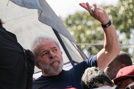 Luiz Inácio Lula da Silva, el 7 de abril de 2018, en el edificio del sindicato de trabajadores metalúrgicos en Sao Bernardo do Campo, en Brasil.
· Foto: Nelson Almeida Luiz Inácio Lula da Silva, el 7 de abril de 2018, en el edificio del sindicato de trabajadores metalúrgicos en Sao Bernardo do Campo, en Brasil.
· Foto: Nelson Almeida