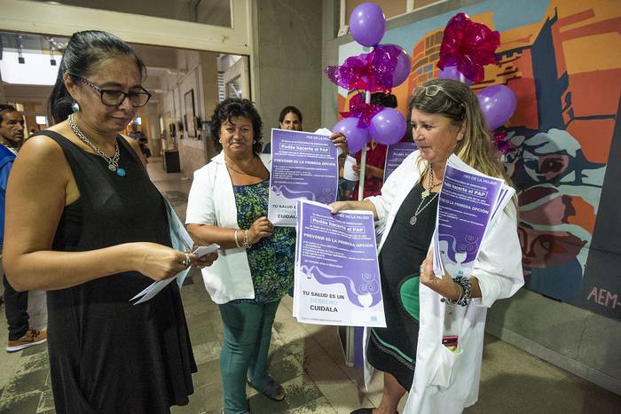 Campaña de prevención del cáncer en el Hospital de Clínicas. · Foto: Federico Gutiérrez