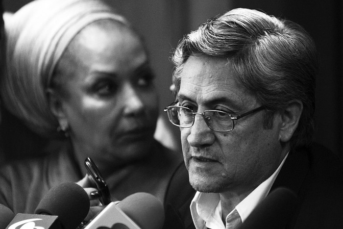 Piedad Córdoba, ex senadora colombiana, y Germán Roncancio, del conjunto de organizaciones civiles Clamor Social por la Paz, ayer durante una rueda de prensa en Bogotá (Colombia). / Foto:Christian Escobar Mora, efe