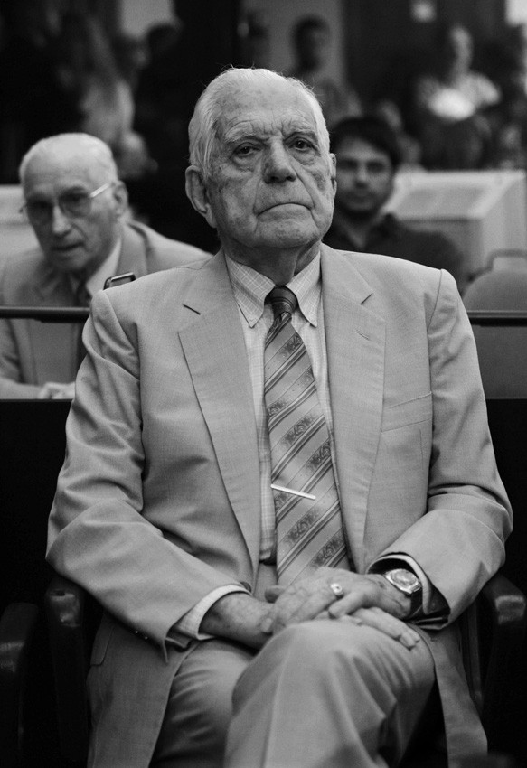 El ex dictador argentino Reynaldo Bignone. La Justicia argentina condenó a cadena perpetua a Bignone, último presidente de la dictadura militar, por los crímenes de lesa humanidad cometidos en el centro clandestino de Campo de Mayo. (archivo, diciembre de 2011) · Foto: Leo la Valle, Efe