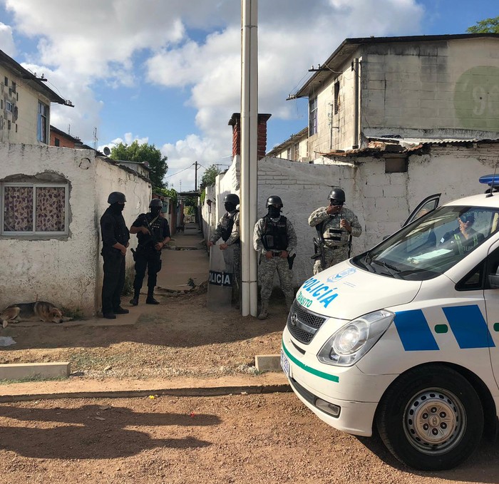 Intervención policial en Complejo Los Palomares. · Foto: s/d de autor, Ministerio del Interior