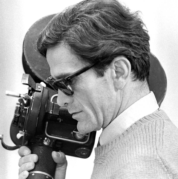 Pier Paolo Pasolini durante el rodaje de su película _Teorema_ (1968). · Foto: S/D autor