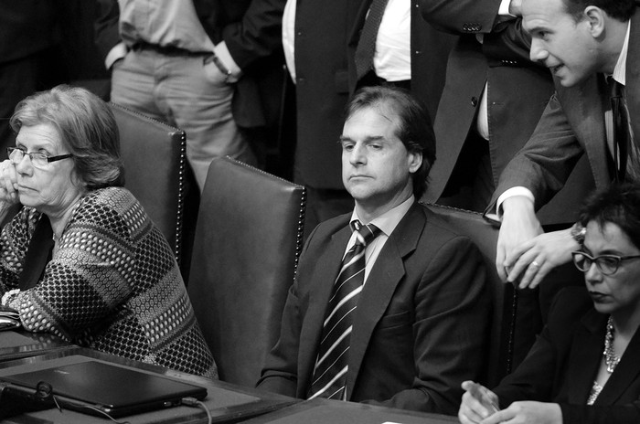 Daniela Payssé, Luis Lacalle Pou y Martín Lema, el lunes, durante la sesión en la cámara de representantes. Foto: Pablo Vignali