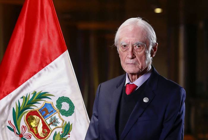 Héctor Béjar, el 29 de julio, en Lima. · Foto: César Fajardo, presidencia peruana, AFP