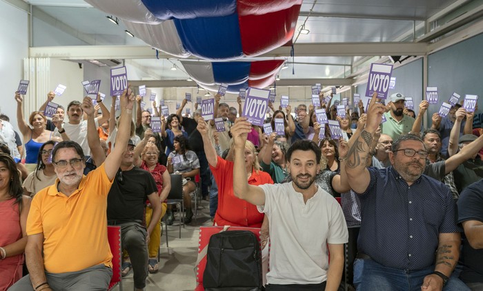 Plenario del Frente Amplio en La Huella de Seregni (archivo, enero de 2025). · Foto: Laura Sosa