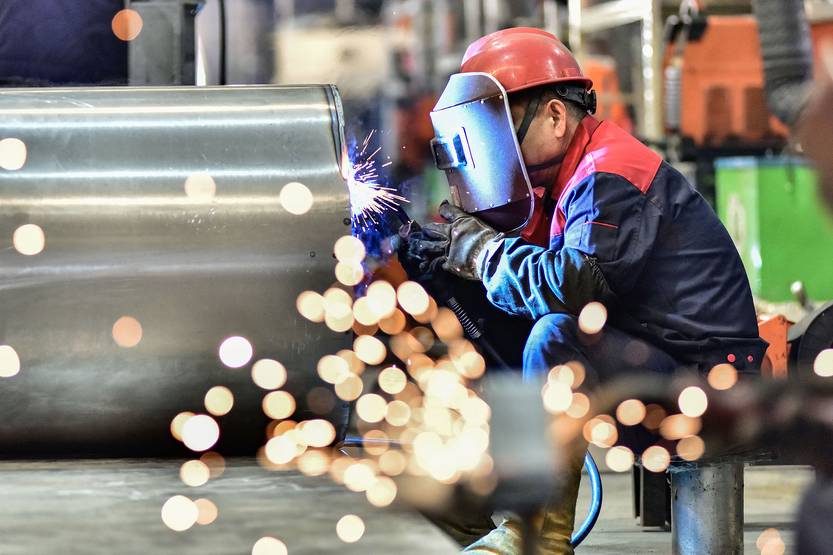 20231204 economia politica industrial