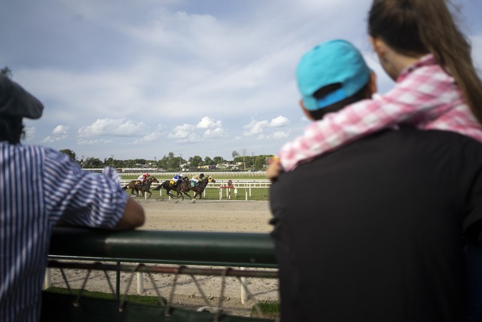 Edición 122ª del Gran Premio Ramírez, en el Hipódromo Nacional de Maroñas, en Montevideo (archivo, enero de 2020).


 · Foto: Mariana Greif