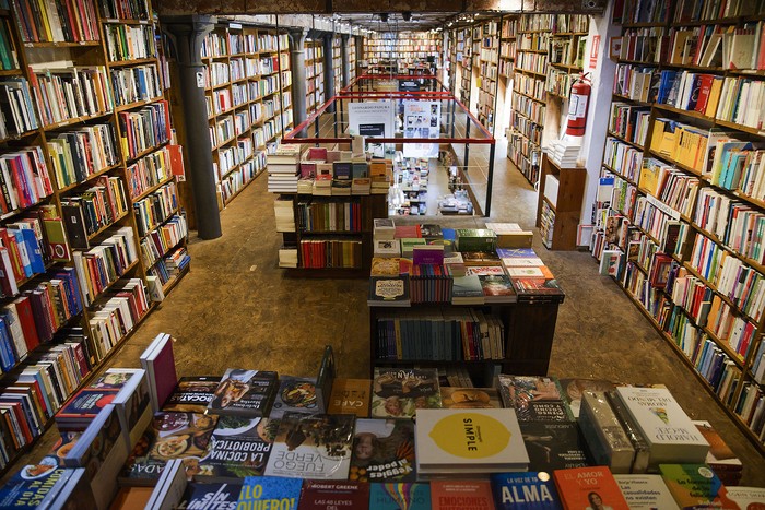 Librería Puro Verso en 18 de Julio y Cuareim. · Foto: Mara Quintero