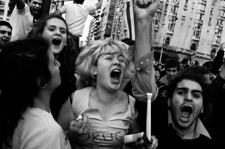 Fotografía tomada durante
la transmisión del partido de Uruguay
ante Ghana el viernes
en Plaza Independencia. · Foto: Ricardo Antúnez Fotografía tomada durante
la transmisión del partido de Uruguay
ante Ghana el viernes
en Plaza Independencia. · Foto: Ricardo Antúnez
