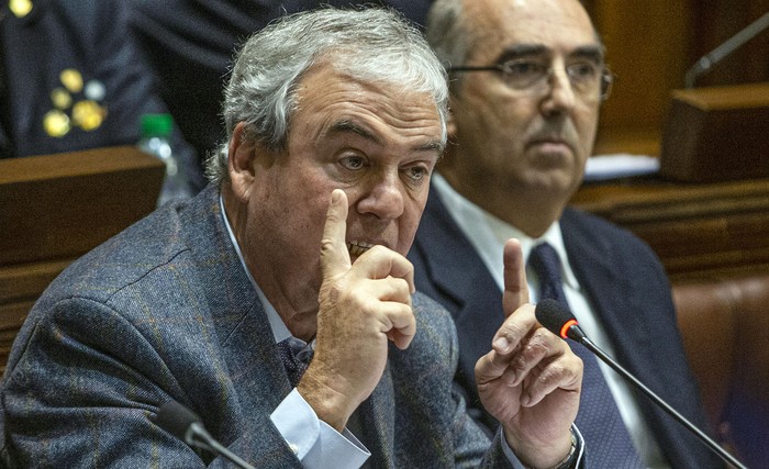 Luis Alberto Heber y Guillermo Maciel, este martes, en la Cámara de Diputados. · Foto: .