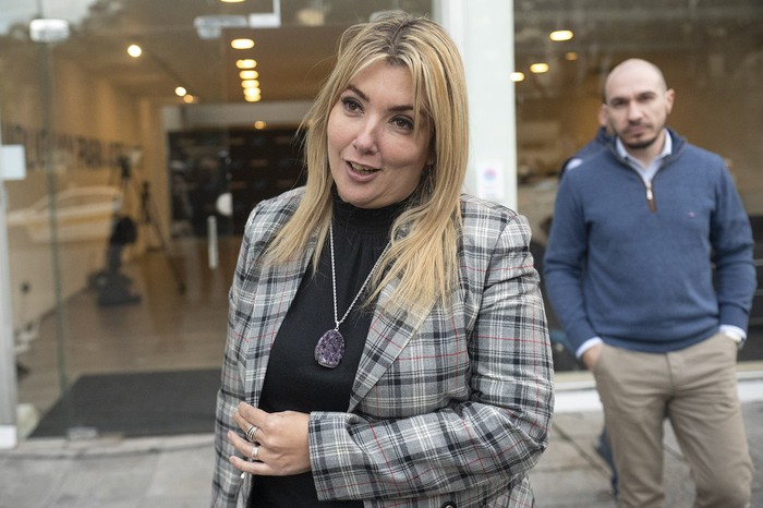 Valeria Ripoll a la salida de una reunión con Álvaro Delgado en la sede de la candidatura. · Foto: Alessandro Maradei