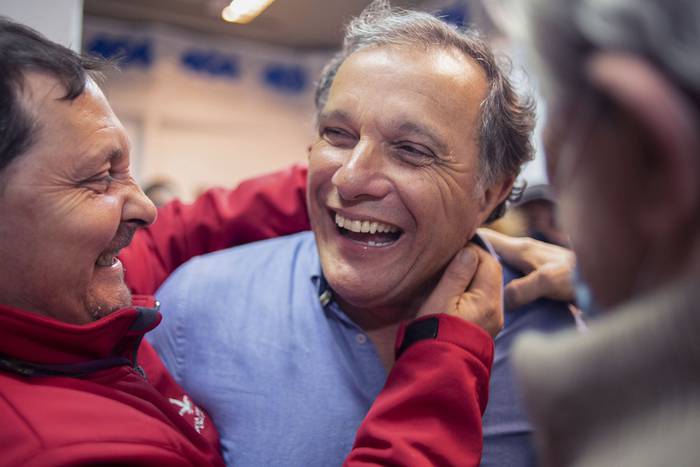 El intendente electo de Rocha, Alejo Umpiérrez, ayer, en su sede partidaria. · Foto: Sandro Pereyra