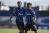 Emiliano Alfaro y Alan Medina, tras el gol de Liverpool ante Plaza Colonia, convertido por Medina. · Foto: Sandro Pereyra Emiliano Alfaro y Alan Medina, tras el gol de Liverpool ante Plaza Colonia, convertido por Medina. · Foto: Sandro Pereyra