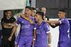 Facundo Milán, Emilio Zeballos, Pablo López y Alan Rodríguez, tras el segundo gol de Defensor Sporting a Peñarol, convertido por Milán, en el estadio Luis Franzini. · Foto: Ernesto Ryan Facundo Milán, Emilio Zeballos, Pablo López y Alan Rodríguez, tras el segundo gol de Defensor Sporting a Peñarol, convertido por Milán, en el estadio Luis Franzini. · Foto: Ernesto Ryan