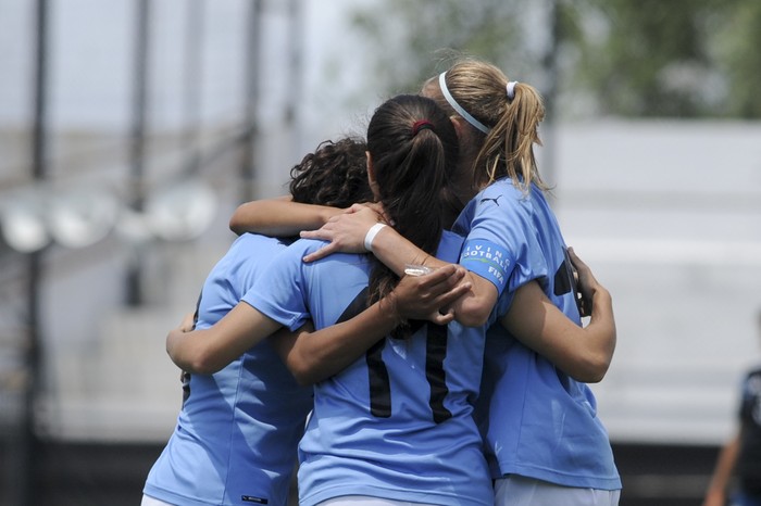 Partido amistoso de las selecciones sub-20 de Uruguay y Argentina, en Jardines del Hipódromo (archivo, diciembre de 2019).
 · Foto: Federico Gutiérrez