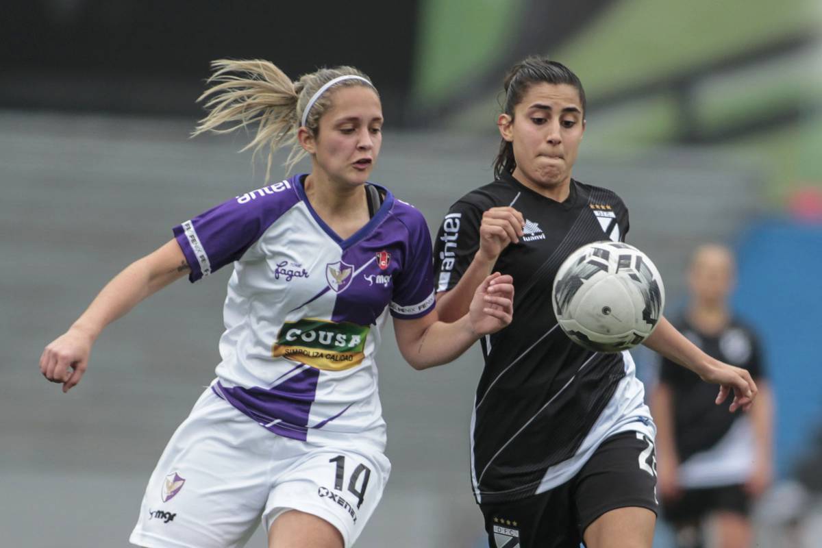 Este domingo, a las 11.00 h, - Futbol Femenino en Uruguay