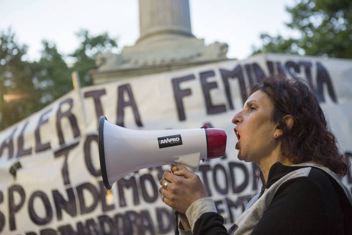Alerta Feminista, el 12 de noviembre en la Plaza Cagancha. · Foto: .
