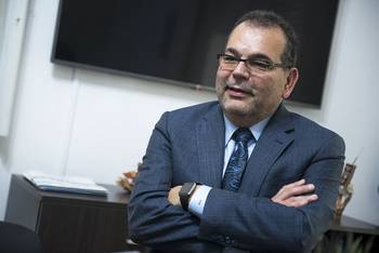 Enrique Vega. Enrique Vega.