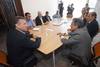 Reunión de los representantes de las mutualistas con Daniel Salinas, ayer, en la sede de Todos. Reunión de los representantes de las mutualistas con Daniel Salinas, ayer, en la sede de Todos.